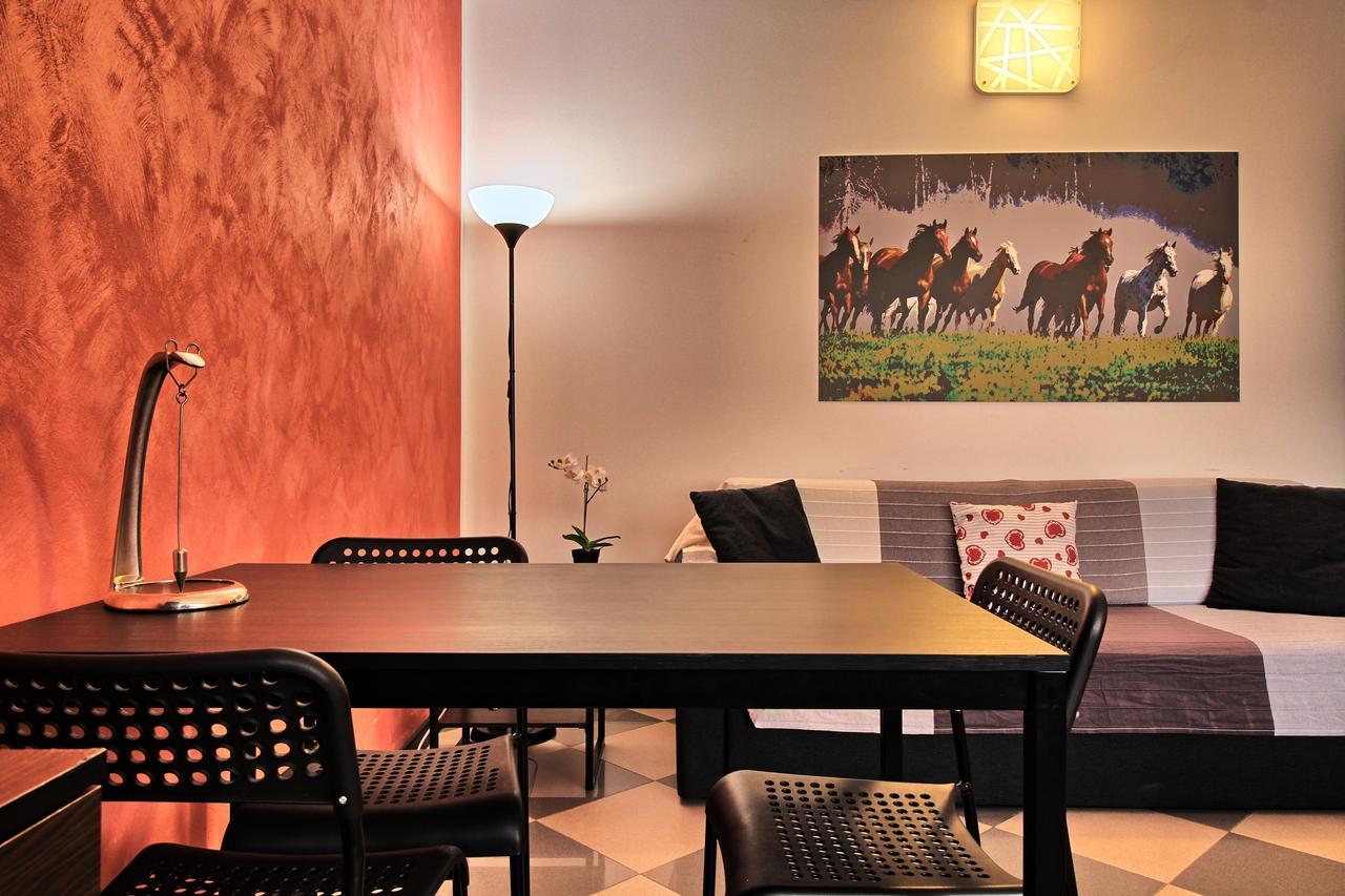 Casa Aurora Self Catering Studio Como Vacanze Εξωτερικό φωτογραφία